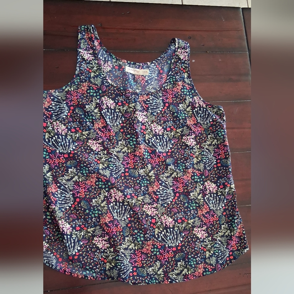 Faded Glory Navy Floral Top